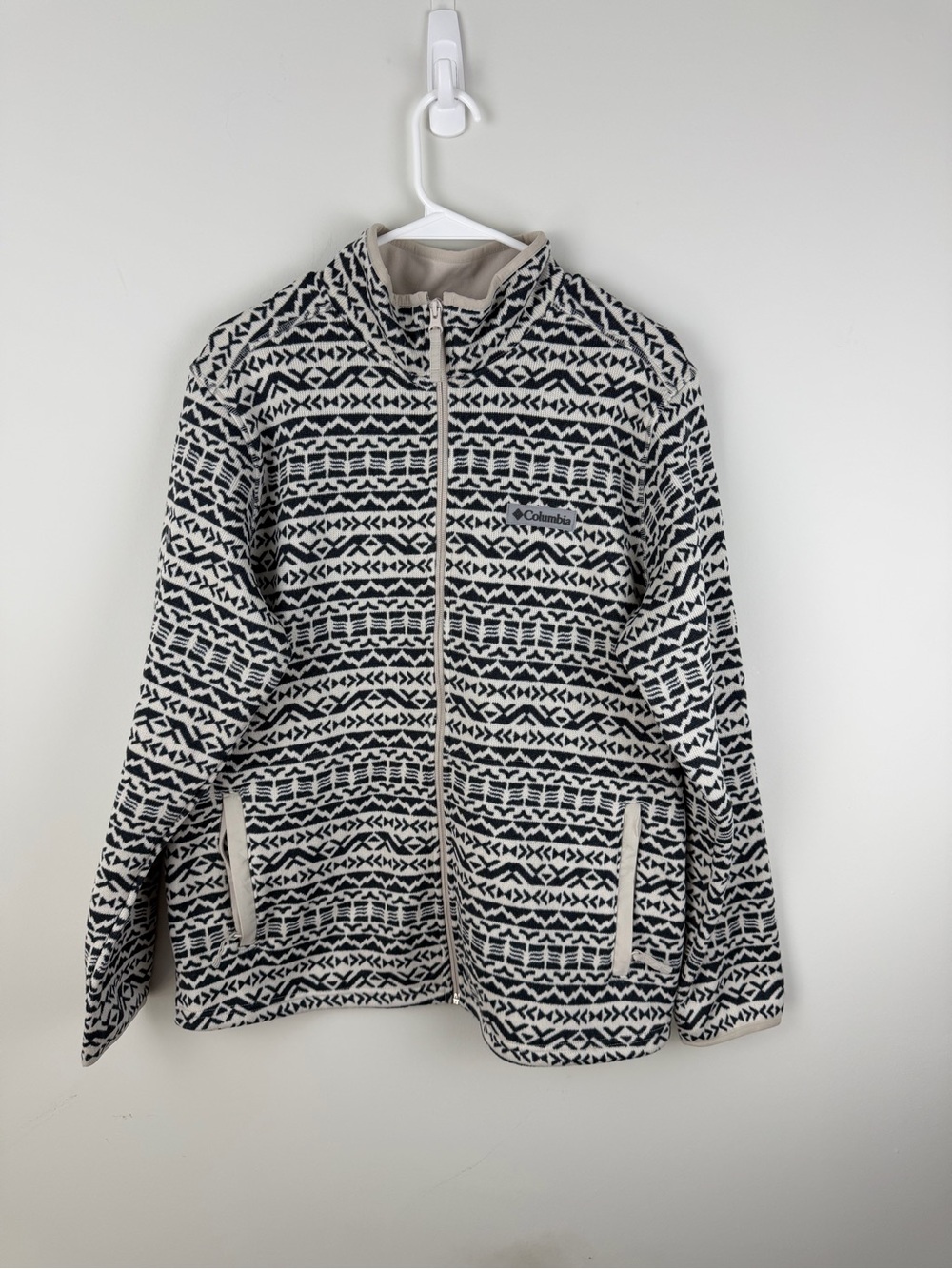 Columbia Black & Cream Geometric Fleece Jacket